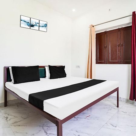Hotel O The Moon Bareli Exterior foto